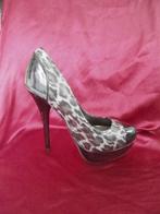 Lak stiletto's met plateauzool panterlook maat 37, Ophalen, Pumps, Zwart, Nieuw