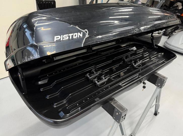 Piston Trazer 7.0 black glossy hoogglans dakkoffers skiboxen, Auto diversen, Dakkoffers, Nieuw, Ophalen of Verzenden