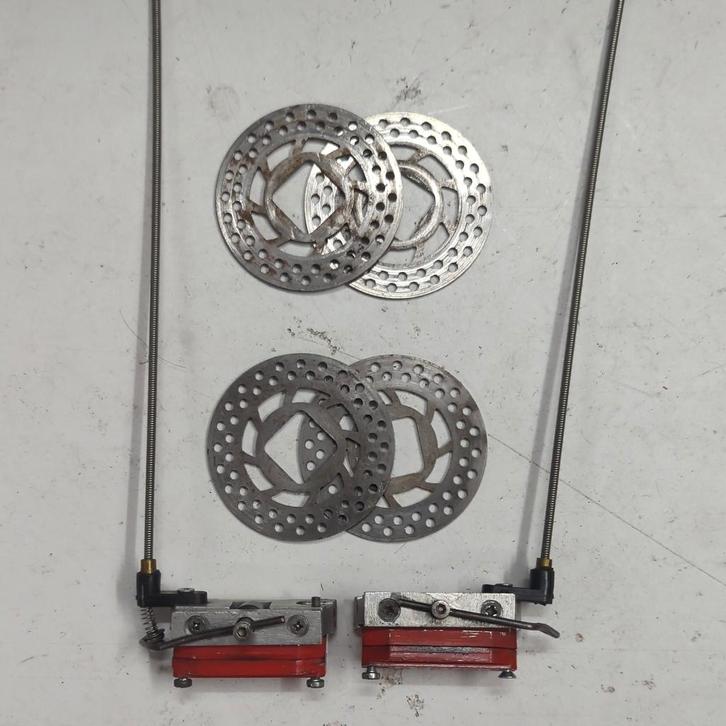 FG / Carson mechanische remklauwen + schijven (Onroad, Baja), Hobby en Vrije tijd, Modelbouw | Radiografisch | Auto's, Gebruikt