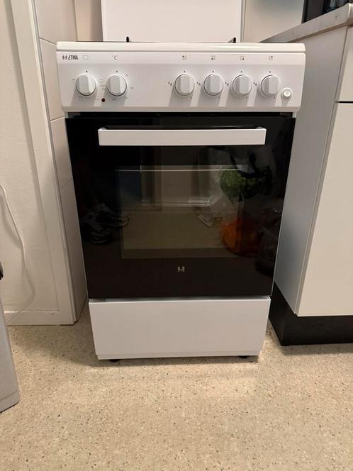Zo goed als nieuwe ETNA gasfornuis (FGV150WIT) bon+garantie!, Witgoed en Apparatuur, Fornuizen, Zo goed als nieuw, Vrijstaand