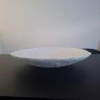 Art Bowl July Adrichem  wit  60 cm  grote schaal, Huis en Inrichting, Woonaccessoires | Schalen en Manden, Ophalen, Zo goed als nieuw