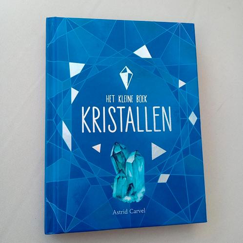 Hannah Adams - Het kleine boek kristallen, Boeken, Encyclopedieën, Zo goed als nieuw, Ophalen of Verzenden