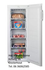 Nieuwe zuinige witte of zwarte vriezers 144cm hoog, Nieuw, Minder dan 60 cm, Energieklasse A of zuiniger, 140 tot 160 cm