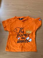 Koningsdag T-shirt mt 98-104, Ophalen of Verzenden, Gebruikt, Jongen, Shirt of Longsleeve