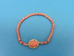 Bloedkoralen armband met gouden slot                    D112, Ophalen of Verzenden, Overige materialen, Armband