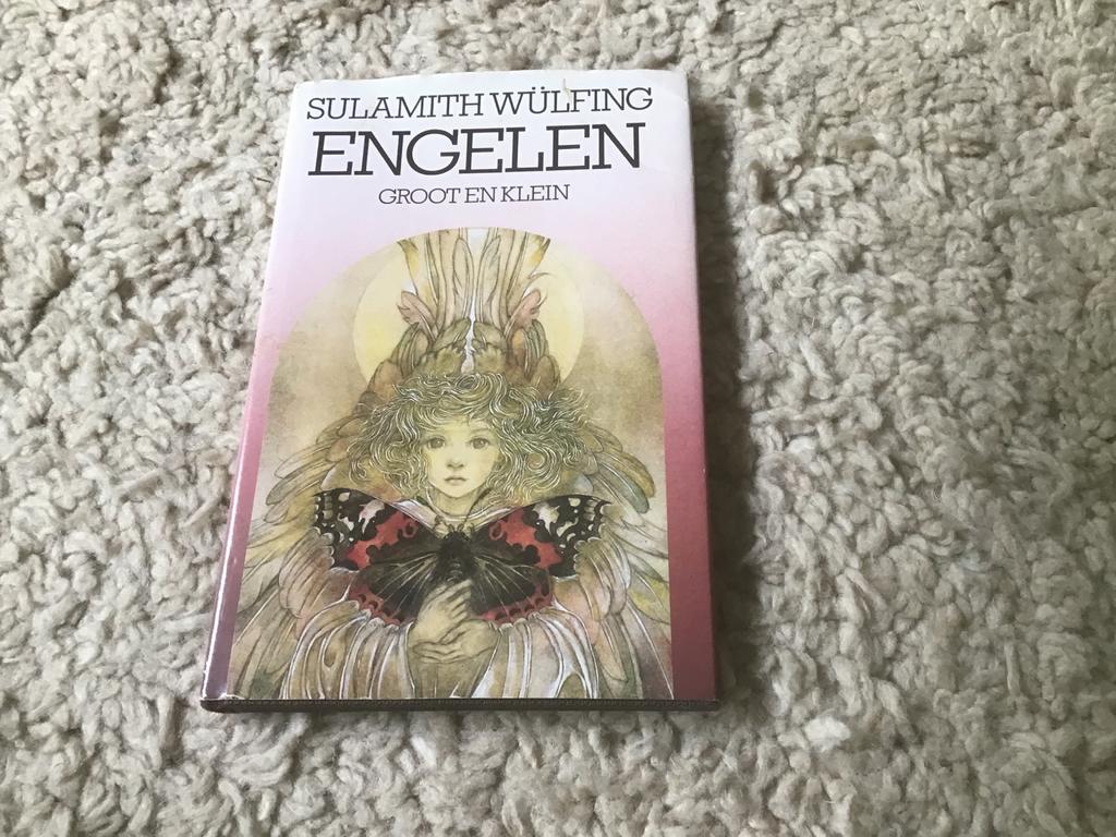 Engelen - Sulamith Wülfing opbrengst giro 555, Boeken, Esoterie en Spiritualiteit, Ophalen of Verzenden, Zo goed als nieuw, Spiritualiteit algemeen
