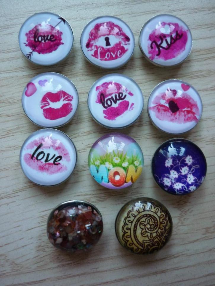 nieuw! clicks armbanden en losse clicks /buttons OPRUIMING !, Sieraden, Tassen en Uiterlijk, Armbanden, Nieuw, Met strass, Ophalen of Verzenden