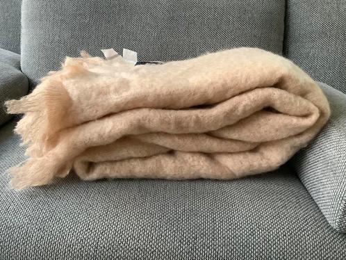 plaid / woondeken Ourson, 100% mohair, afm. 240 x 220 cm, Huis en Inrichting, Woonaccessoires | Plaids en Woondekens, Gebruikt