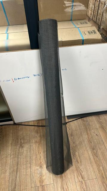 Stalen horgaas ongeveer 50m2 beschikbaar voor biedingen