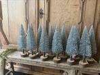Nieuw set van 12 kerstbomen op houten voet 40 cm, Ophalen of Verzenden, Nieuw