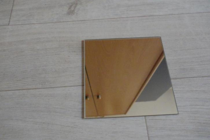 Vierkante spiegels 15x15 cm (24 stuks), Huis en Inrichting, Woonaccessoires | Spiegels, Zo goed als nieuw, Minder dan 50 cm, Minder dan 100 cm