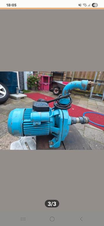 Waterpomp - Gebruikt beschikbaar voor biedingen