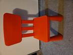 Rode kinderstoel ikea, Kinderen en Baby's, Ophalen of Verzenden, Gebruikt, Stoel(en)