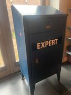 Mooie oude zware metalen kast, Ophalen, Zo goed als nieuw