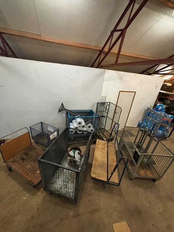 Diverse karren / magazijnwagens, Doe-het-zelf en Verbouw, Gereedschap | Overige machines, Gebruikt, Ophalen