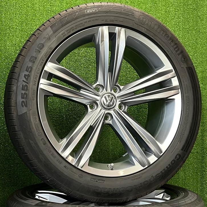 Originele 19 inch Volkswagen Tiguan Sebring velgen banden, Auto-onderdelen, Banden en Velgen, Banden en Velgen, Zomerbanden, 19 inch