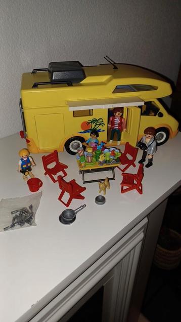 Playmobil 3647 camper kampeerauto  beschikbaar voor biedingen