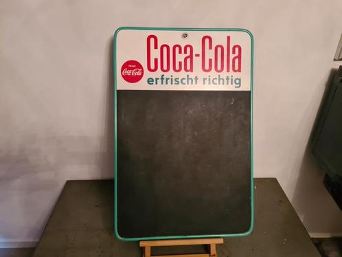 Reclamebord krijtbord coca cola erfrischt richtig, Verzamelen, Merken en Reclamevoorwerpen, Zo goed als nieuw, Reclamebord, Ophalen of Verzenden