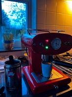 Illy espresso machine, Witgoed en Apparatuur, Koffiezetapparaten, Afneembaar waterreservoir, Gebruikt, Espresso apparaat, Gemalen koffie