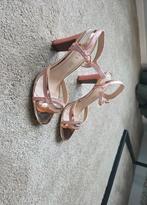 Lichtroze gouden pumps - maat 39 - nieuw, Ophalen of Verzenden, Nieuw, Roze, Pumps