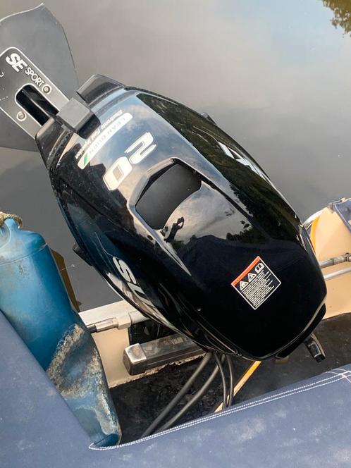 Suzuki 20 pk injectie, Watersport en Boten, Buiten- en Binnenboordmotoren, Zo goed als nieuw, Benzine, 10 tot 30 pk, Elektrische start