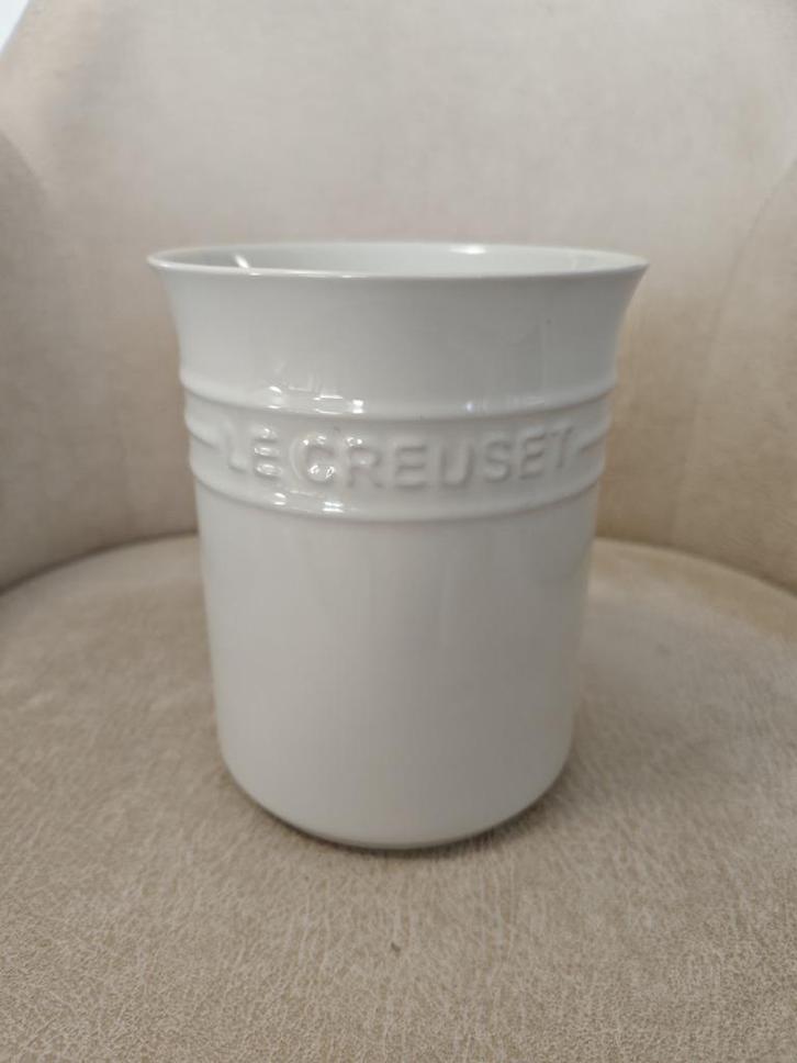 Le Creuset Lepelpot Meringue 1,1l, Huis en Inrichting, Keuken | Potten en Pannen, Nieuw, Pot, Bus of Blik, Gietijzer, Ophalen of Verzenden