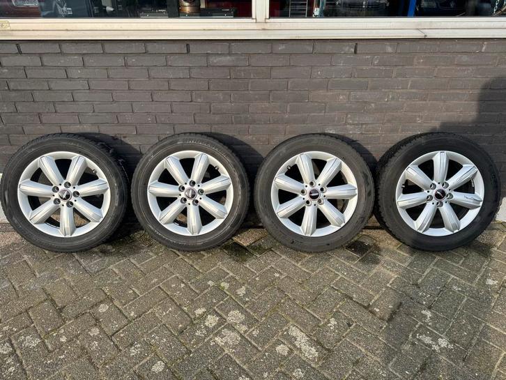 Mini Countryman Winterset 17" JCW, Auto-onderdelen, Banden en Velgen, Banden en Velgen, Winterbanden, 17 inch, 205 mm, Personenwagen