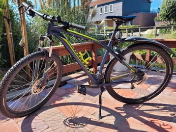 Specialized Rockhopper 58cm frame 24 versnellingen beschikbaar voor biedingen