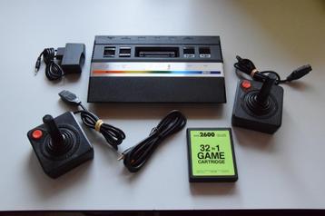 Atari 2600 Console Set! beschikbaar voor biedingen