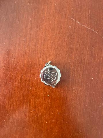 SOS Hanger beschikbaar voor biedingen