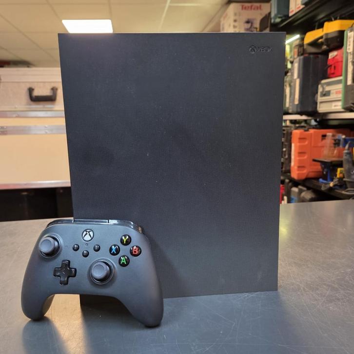 XBOX ONE X - ZWART - 1 CONTROLLER - 1TB, Spelcomputers en Games, Spelcomputers | Xbox One, Gebruikt