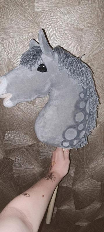 Hobbelpaard - Grijs Paard met Appeltjes beschikbaar voor biedingen