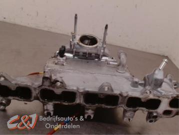 Inlaatspruitstuk van een Renault Trafic beschikbaar voor biedingen