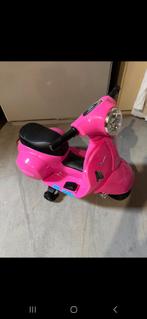 Roze Vespa loopscooter voor kinderen, Ophalen of Verzenden, Zo goed als nieuw