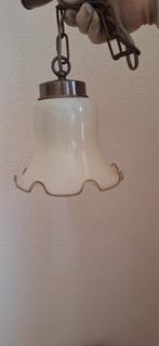 Vintage hanglamp opaline glas messing kegel, Antiek en Kunst, Antiek | Lampen, Ophalen