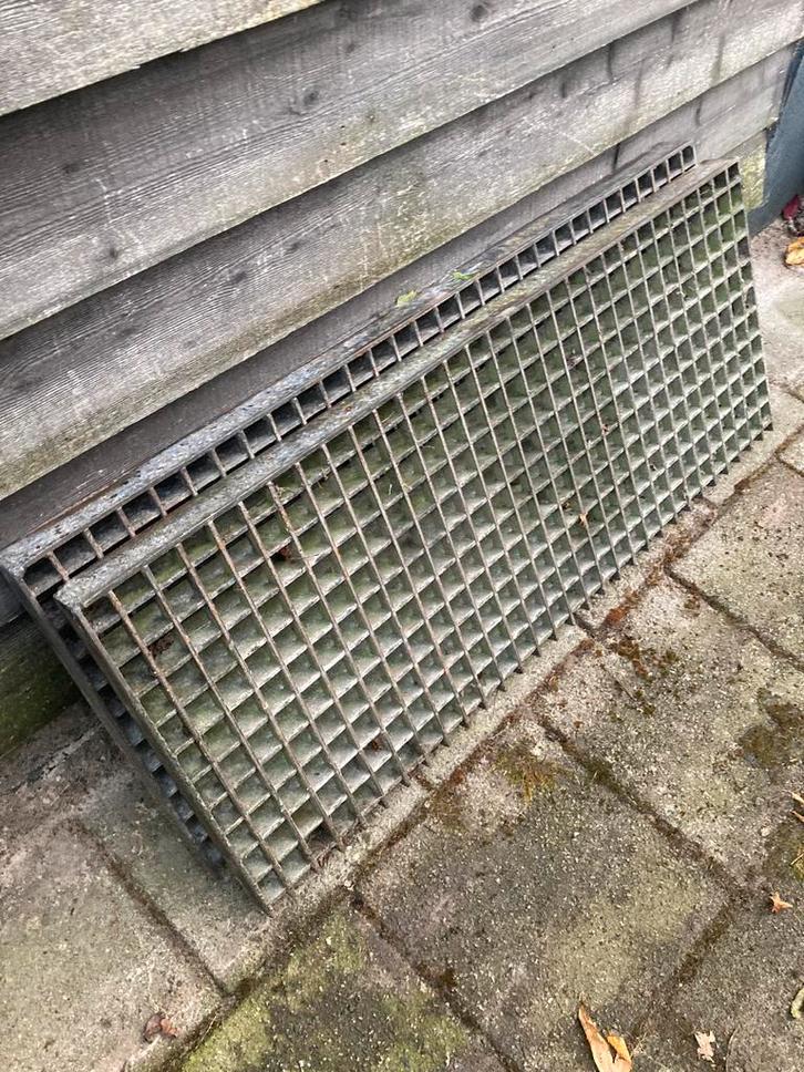 Looprooster zware kwaliteit 100x40,5x5 cm, Tuin en Terras, Tuinhekken en Hekwerk, Gebruikt, Overige typen, IJzer, Ophalen