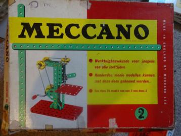 Vintage Meccano 2 beschikbaar voor biedingen