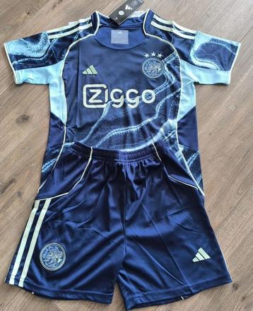 Voor voetbal fans  beschikbaar voor biedingen