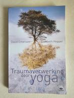 Traumaverwerking door yoga David Emerson, Boeken, Esoterie en Spiritualiteit, Instructieboek, Ophalen of Verzenden, Meditatie of Yoga
