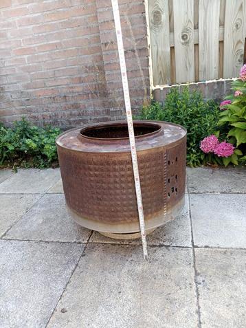 degelijke vuurkorf beschikbaar voor biedingen