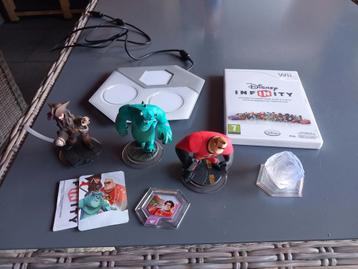 Disney infinity spel, bord en 3 poppetjes beschikbaar voor biedingen
