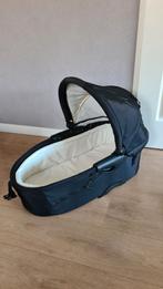 Zwarte Mutsy Evo reiswieg met adapters, Kinderen en Baby's, Kinderwagens en Combinaties, Ophalen, Zo goed als nieuw