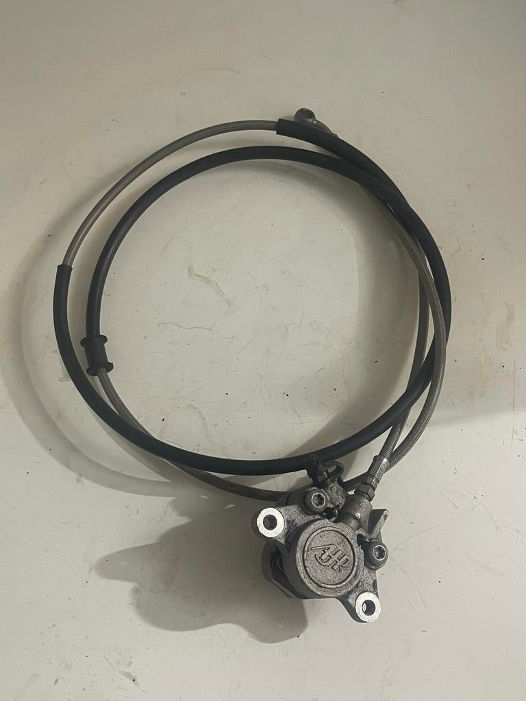 AJP Remklauw met Leiding Achterzijde, Ophalen of Verzenden, Gebruikt