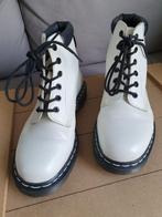 Dr Martens 939 wit. Maat 39, Kleding | Dames, Lage of Enkellaarzen, Ophalen of Verzenden, Wit, Zo goed als nieuw