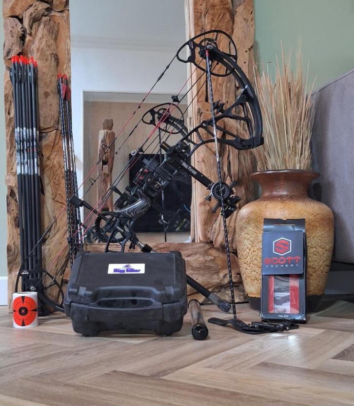 bowtech 360 rpm full options compound bow, Sport en Fitness, Handboogschieten, Zo goed als nieuw, Compoundboog, Ophalen of Verzenden