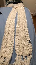 Witte sjaal divided, Ophalen of Verzenden, Zo goed als nieuw, Maat 46/48 (XL) of groter, Sjaal