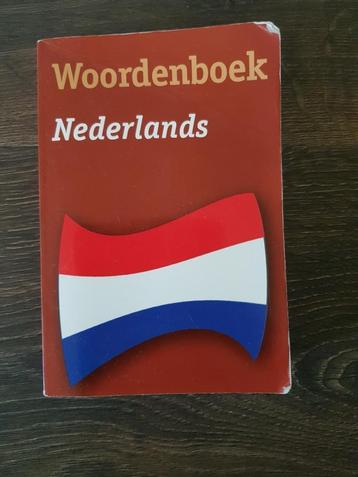 woordenboek Nederlands beschikbaar voor biedingen