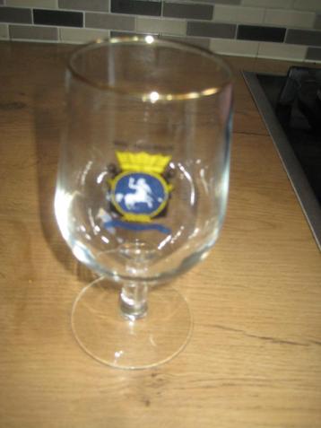 glas MOK - hilversum  beschikbaar voor biedingen