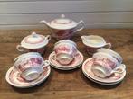 Boerenhoeve Rood Maastricht ( Thee servies compleet), Antiek en Kunst, Antiek | Servies los, Ophalen of Verzenden