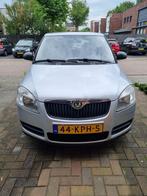 Skoda Fabia 1.2 44KW 2010 Grijs, Auto's, Skoda, Voorwielaandrijving, 1005 kg, Stof, Zwart